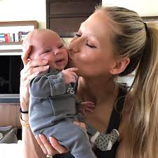 Последние твиты от anna kournikova (@kournikovadaily). Enrique Iglesias And Anna Kournikova Kids Photos Of Anna Kournikova And Enrique Iglesias Three Children People Com