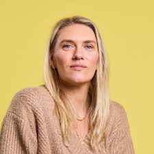 I recently had the opportunity to meet and be photographed by the  incredible Erik Melvin.