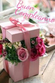 Condividere con loro un fiore in questo giorno speciale. Auguri Di Buon Compleanno Vi Piacciono Le Flower Box A Me Molto Gioiosacosa Fiori Di Compleanno Buon Compleanno Bouquet Di Compleanno