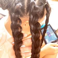 お花ヘアのまとめ髪 子供ヘアアレンジ ヘアアレンジ ヘア