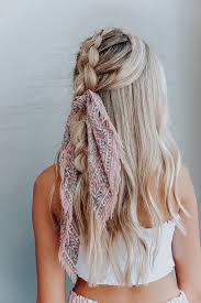 Headscarf and headwrap hairstyles are fast becoming one of this year's biggest hair trends. 10 Cute Ways To Style Hair Accessories Clips Scarves Scrunchies Design Roses