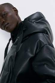 Kurtka Iz Iskusstvennoj Kozhi Puhoviki Verhnyaya Odezhda Zhenshiny Zara Rossijskaya Federaciya Parka Women Faux Leather Jackets Hooded Faux