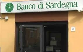 Allo stato attuale, il bancodisardegna opera sul territorio con 336 sportelli, di cui 327 in sardegna, comprendo in questo modo circa il 75% dei. Il Banco Di Sardegna Rischia Di Scomparire L Incredibile Silenzio Su Una Notizia Di Valore Storico Sardiniapost It