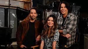 Icarly is an american teen sitcom created by dan schneider that ran on nickelodeon from september 8, 2007 until november 23, 2012. Bdix7eanjvb5rm