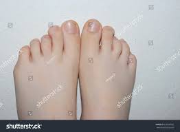 Feet Teen Girl Stock Photo 636568982 | Shutterstock