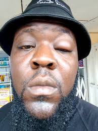 🛑🛑🛑🛑🛑🛑 C'est de la musique SVP. Agressé se soir parceque soit disant  : Je suis impoli, Je suis gonflé depuis qu'on se bat avec mes frères  parlementaires pour arraché une place (Visibilité)