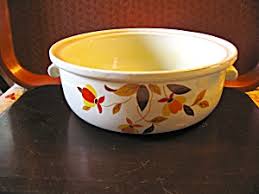 Hall autumn leaf pattern cup. Vintage Hall Autumn Leaf Jewel Tea Vegetable Dish