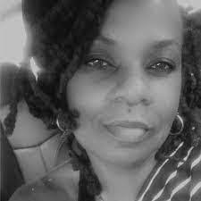 Elisha Pollard's Instagram, Twitter & Facebook