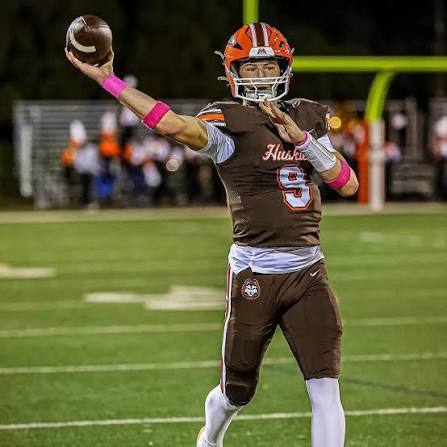 BREAKING: Jake Nawrot, the No. 2 ranked quarterback and No. 32 overall  prospect in the 2027 class has committed to Kentucky. Nawrot is 6-3, 200lbs  out of Prospect Heights, Ill. Will Stein