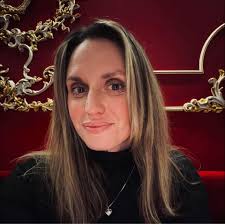 Does anyone know of any places that are hiring college students preferably  less then a 20 min drive from Ursinus college