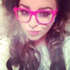 Danielle Gregson (@Danielle_x_G)