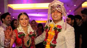 Shweta Tiwari Files Complaint Against Husband Abhinav For Allegedly Slapping Showing Vulgar Photos To Daughter Palak Shweta tiwari is a popular indian television actress. shweta tiwari files complaint against