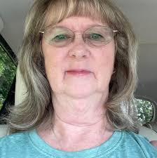 Anyone know of any good dentist in Gallatin that takes blue Cross. Someone  that is good with patients with anxiety