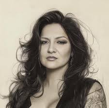 Keisha May's Instagram, Twitter & Facebook