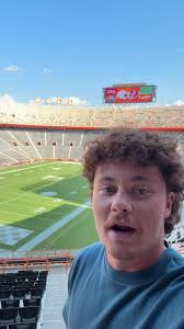 We need to take some notes from sports and come to together to cheer for  our home team, The United States of America! #collegefootball #usa🇺🇸  #united