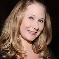 Theresa Buell (@TheresaBuell)