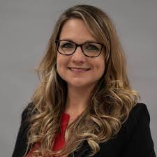 Mandi Parker's Instagram, Twitter & Facebook