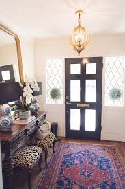 Interior designer james treble shares his tips on making the right impression with the entrance to your home. Six Decorating Tips For An Inviting Entry House Of Harper House Of Harper