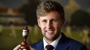 England ponder taking a spin with Mason Crane in Sydney