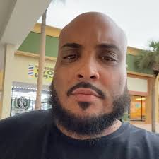 Angel Parrilla (@crunchy_cb7) • Instagram photos and videos