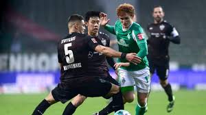 Bordon steigt nach der ecke von gerber hoch und drückt den ball zum ins netz. B7nyvvte1goeim