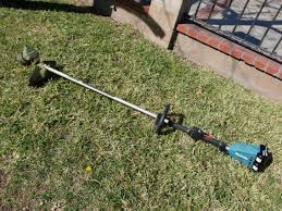 Weed whackers, line trimmers, strimmers, whipper snippers, string trimmers, whacker whipper weeder thingies… it doesn't matter what you call them, they won't work without the string line. Makita 18v X2 36v Lxt Brushless Cordless String Trimmer Xru09z Xru09pt Review Tool Craze