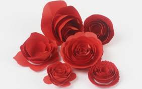 The more of these paper roses that you make, the more amazing the effect will be! How To Make Simple Paper Roses And Beautiful Roses For Mothers Day Mum In The Madhouse