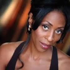 Sharon's appearance without her wig