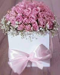 Beautiful photo of a bouquet of roses decorated with berries. Pin By Shahad Alhashemy On Flowers Birthday Flowers Bouquet Happy Birthday Flower Flowers Bouquet Gift