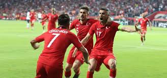 Kaan ayhan'ın kafa golüyle tüm futbolcular. Turkiye Fransa Mac Ozeti Golleri Turkiye 2 0 Fransa Ozet Ve Onemli Anlari Tarihi Zafer