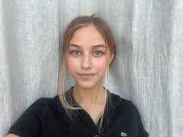 Bonjour, I'm renting my cute fully renovated studio out in Paris 18 near  Montmarte. Flexible