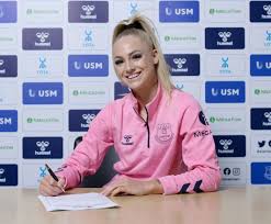 Kevin david lehmann owns 50% of germany's leading drugstore chain, dm (drogerie markt), which brings in over $12 billion in annual revenue. Everton Sign Swiss Ace Lehmann On Loan