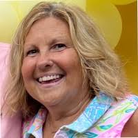 Patricia Smithson's Instagram, Twitter & Facebook