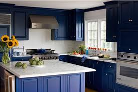 Quel Ton De Bleu Choisir Pour Votre Cuisine Couleurs De Cuisine Populaires Couleurs D Armoire De Cuisine Armoires De Cuisine Bleues