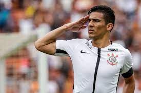 He played for cerro porteño pf, rubio ñu, nacional and libertad in the paraguayan primera división. Incomodado Com Os Empresarios De Balbuena Corinthians Ve Valores Como Absurdos Torcedores Noticias Sobre Futebol Games E Outros Esportes