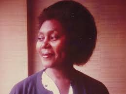 Effie Christian's Instagram, Twitter & Facebook