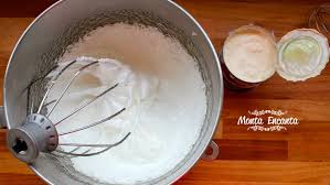 Cobertura De Marshmallow Com Creme De Leite Cobertura De Marshmallow Sobremesas Incriveis Receitas