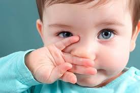 Namun, tak perlu cemas karena flu, batuk dan pilek ini dapat sembuh dengan sendirinya lho. 3 Cara Ampuh Keluarkan Lendir Saat Bayi Batuk Pilek Sulselsatu