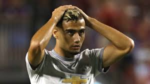 Andreas hugo hoelgebaum pereira is a professional footballer who plays as a midfielder for premier league club manchester united and the bra. Andreas Pereira Showing Man Utd What They Re Missing As Valencia Fight For Title Goal Com