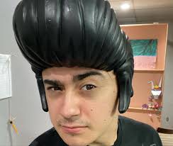 Darrin Sims (@officialdarebear) • Instagram photos and videos