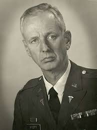 Dr. Jerry Scott dies: was at MacArthur deathbed