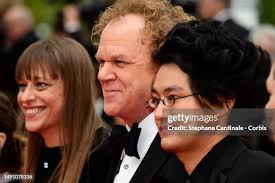 382 Alice Reilly Photos & High Res Pictures