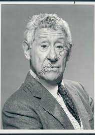 Fan Casting Jack Gilford as Richard Coberts in Body Bags