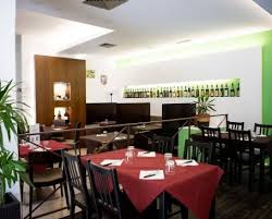 La pizza di elena è stata eletta campione del mondo nel 2002. Ristorante Pizzeria Interno 27 Firenze