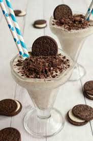 1001 Idees Comment Faire Un Milkshake Facile Et Original Recette Milk Shake Fraises Et Bananes Alimentation