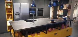 En este vídeo te mostramos nuestra manera de trabajar y que. La Franquicia De Tiendas De Cocinas Schmidt Abre Un Nuevo Punto De Venta En Barcelona Focus Piedra Noticias Sobre Piedra Natural