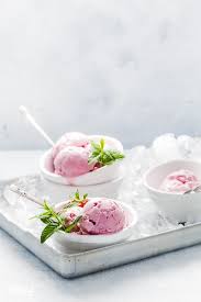 Healthy Strawberry Cheesecake Ice Cream Low Calorie