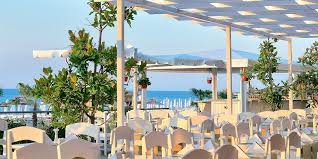 Pentru a afla ofertele si disponibilitatea, completati mai jos data de intrare, nr de nopti, transport. Hotel Berlin Golden Beach Nisipurile De Aur Oferte Cazare