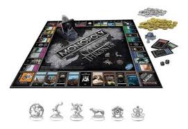 El predilecto de las familias y amigos, compra y vende propiedades, siéntete como un verdadero empresario, crea un emporio, convierte en el dueño del tablero y hazles pagar rentas altas por pasar por tus dominios. Juego Mesa Monopoly Ofertas Abril Clasf