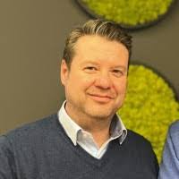 Mike Gerlach's Instagram, Twitter & Facebook